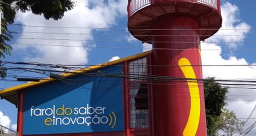 letra-caixa-farol-do-saber-curitiba (1)